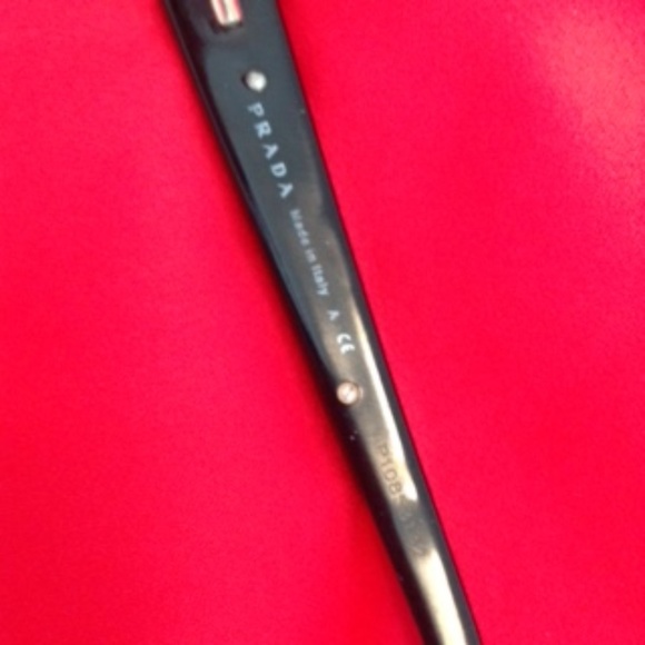 Authentic Prada reading glasses - Picture 4 of 4